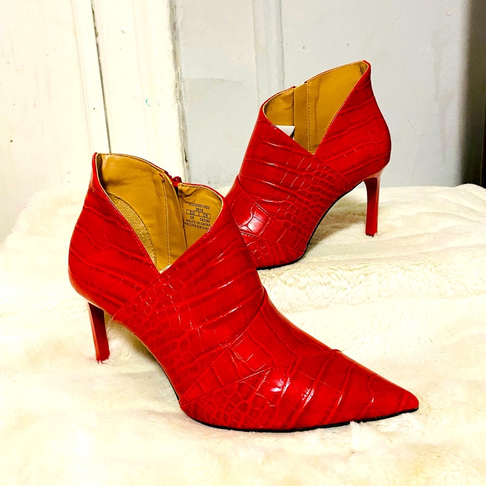 ZARA heeled booties